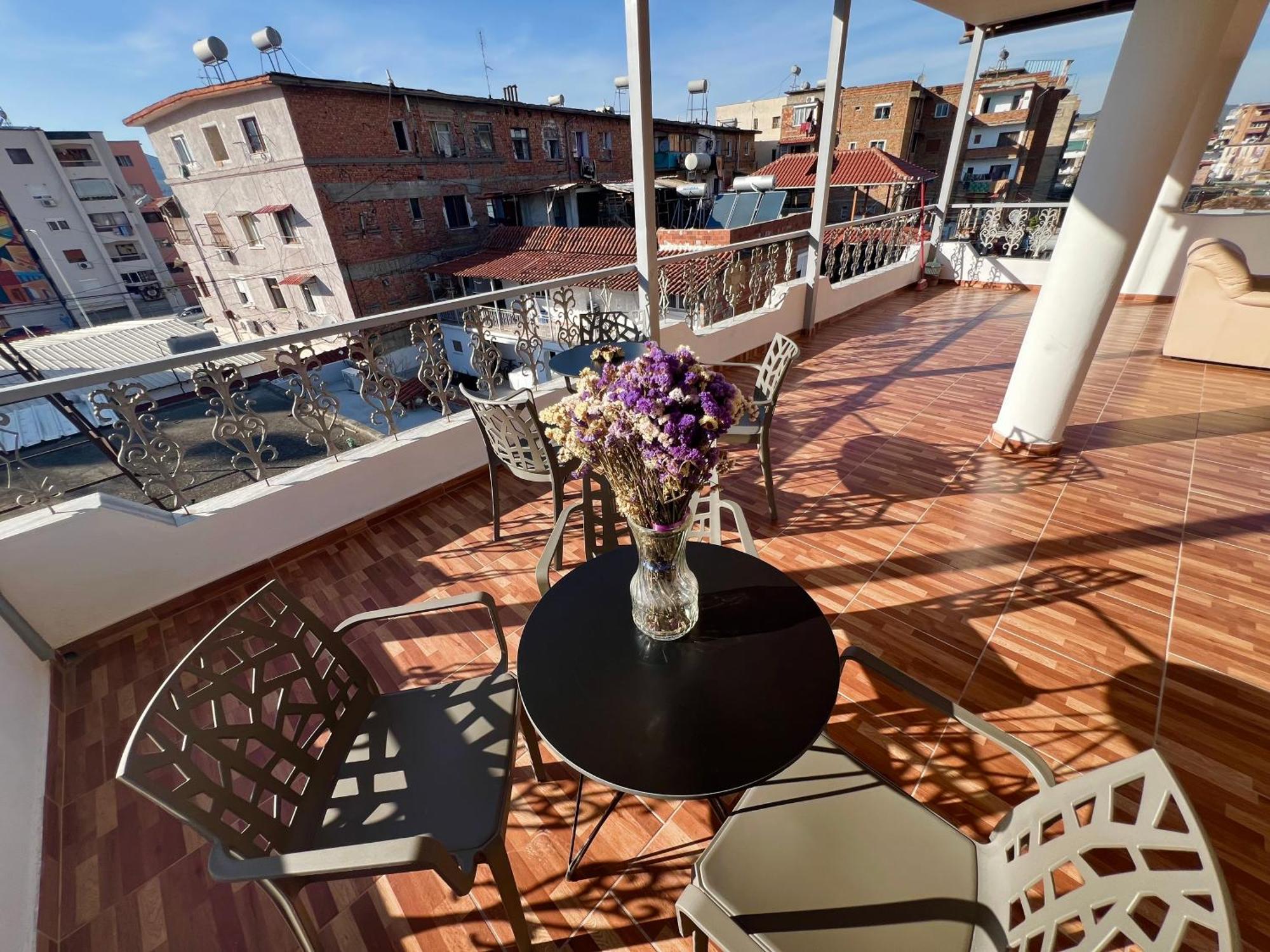 Villa Ensalv Berat - Apartment - Room - Penthouse Extérieur photo